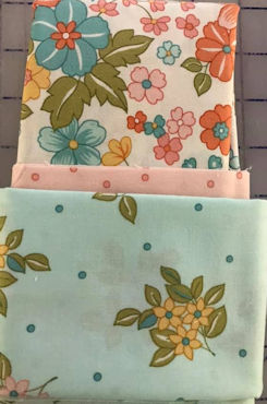 Pillowcase kit - sunlit blooms light flowers