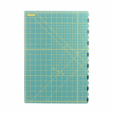 Folding Cutting Mat 17in x 24in
