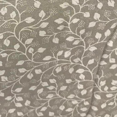 Quilting Illusions - 21520K Leafy Vine - QT Fabrics